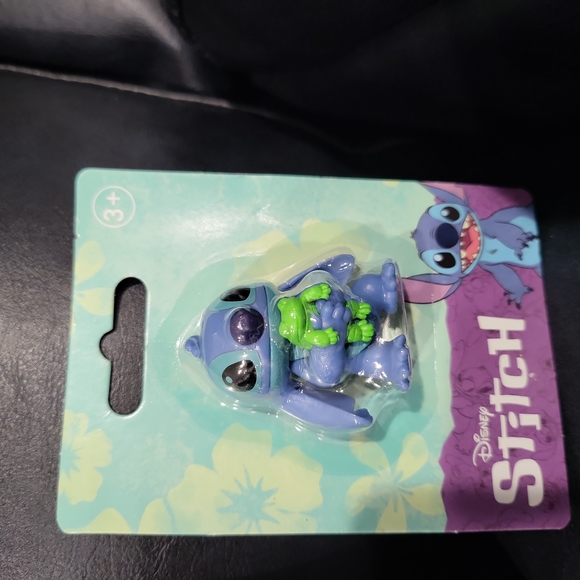 Disney Collectoble Stitch Figurine Complete Set - Picture 6 of 7